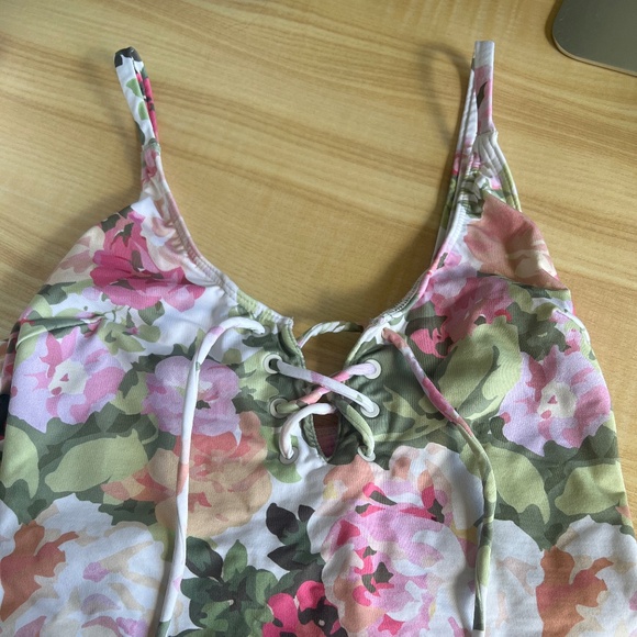 Sezane Vague D'amour Swimsuit - Sézane X Ysé Romantic Flowers - Size 36 - Picture 5 of 8